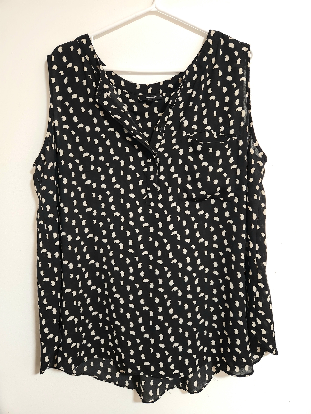 Premise Studio Polka Dot Sleeveless Blouse 3/4 Button Flowy Work Casual Size 1X